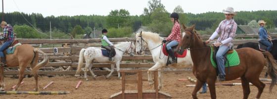 Огороженный плац