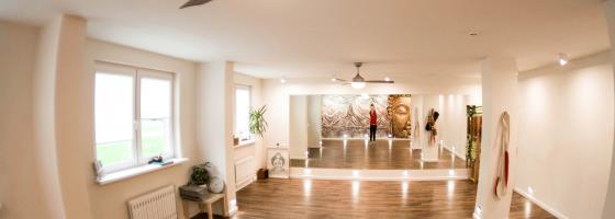 Зал йоги